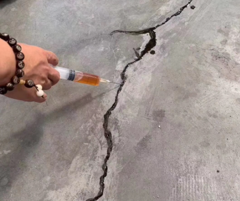 丰满混凝土裂缝修补技术详解​